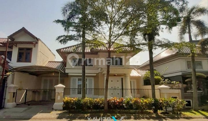 Rumah 2 Lantai Dekat Exit Tol di Boulevard Riverside Malang