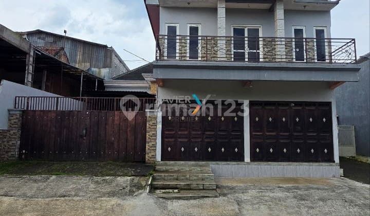 2-Storey Commercial House in Row, Wide Road, Niwen Sidorahayu, Malang