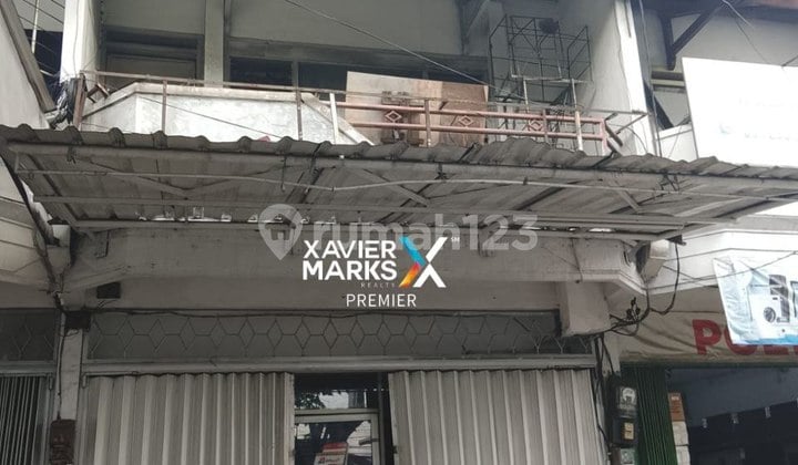 2-Storey Shop House on Provincial Road Axis in Singosari Malang 2-Storey Shop House on Provincial Road Axis in Singosari Malang