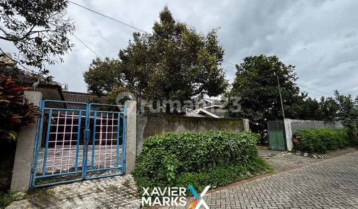 Rumah Kawasan Wisata di Jl Imam Bonjol Sisir Batu