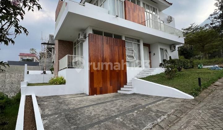 Villa Full Furnish di Amarta Hills Batu Malang
