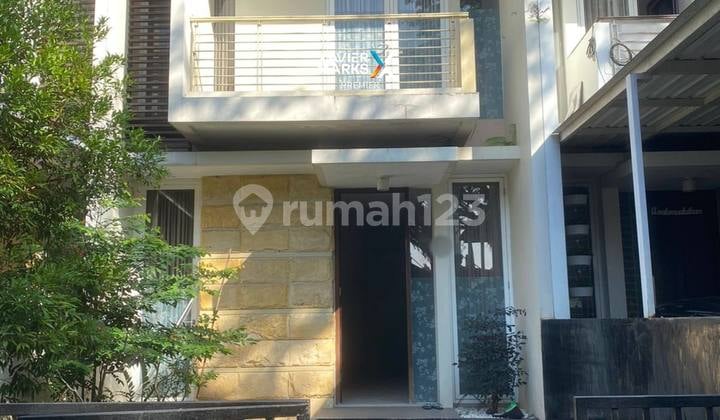 Rumah Minimalis Selangkah ke Binus di Araya Malang