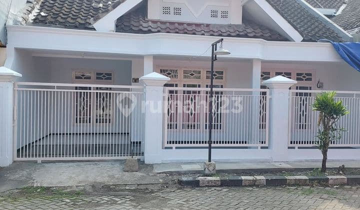 Rumah Minimalis Dekat Superindo di Bumi Meranti Wangi Malang