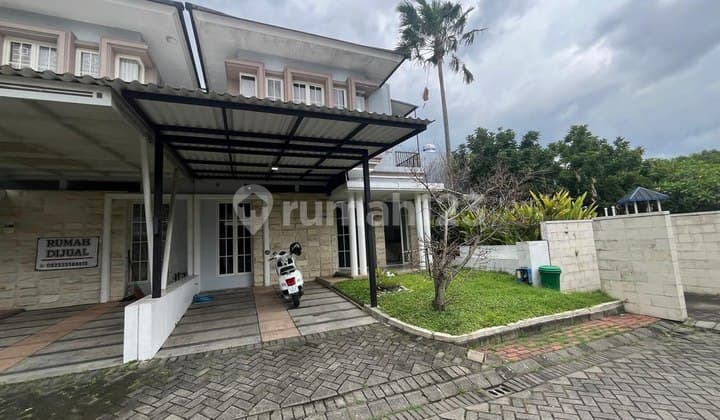 Rumah 2 Lantai Lokasi Eksklusif di Green Orchid Malang
