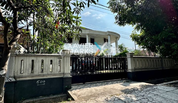 2-Story Townhouse at Raya Langsep Malang