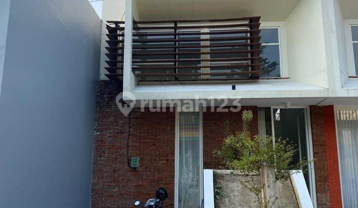 Affordable Minimalist House in The Oz Tidar Malang