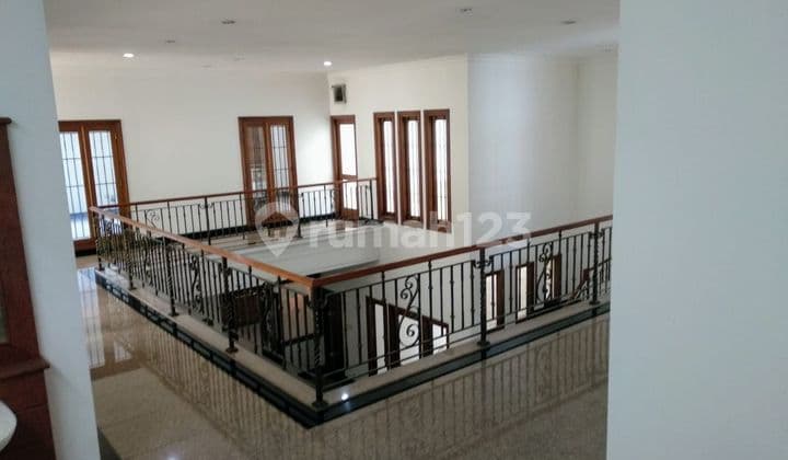 Mega House Safe Comfortable Location Rajawali Gunung Sahari Central Jakarta
