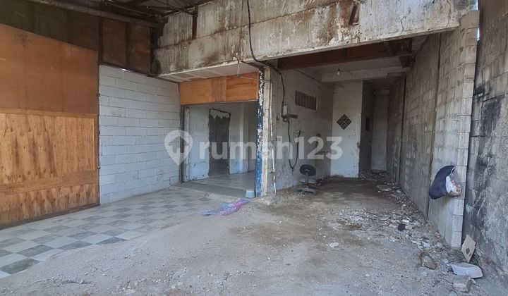 Business Space, 1 Floor, on Kamal Raya