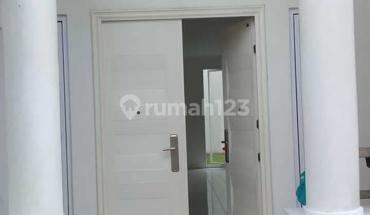 Rumah Siap.huni.jual.cepat Kota.wisata Rumah Bagus SHM di Kota Wisata