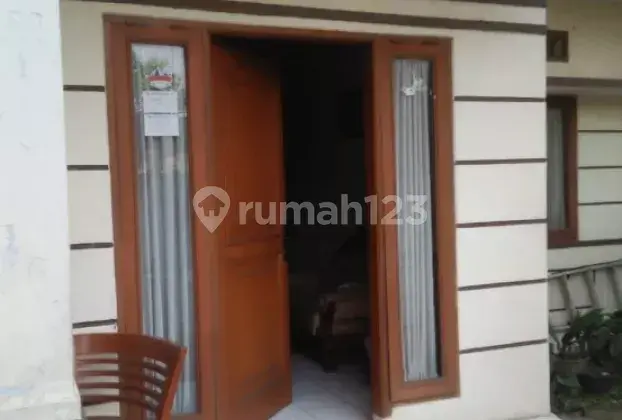 Dijual Rumah Siap Huni di Taman Holis Indah