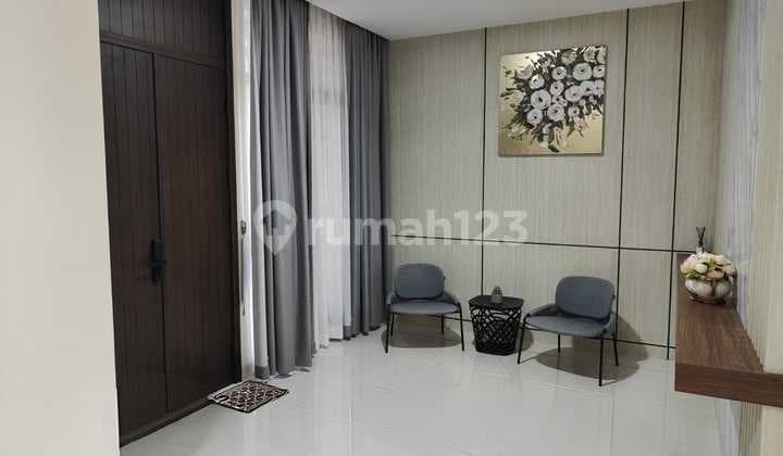 Dijual Rumah Siap Huni Bagus Terawat Di Sumarecon Cluster Emily