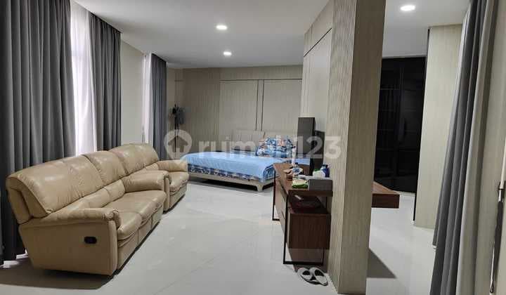 Dijual Rumah Siap Huni Bagus Terawat Di Sumarecon Cluster Emily