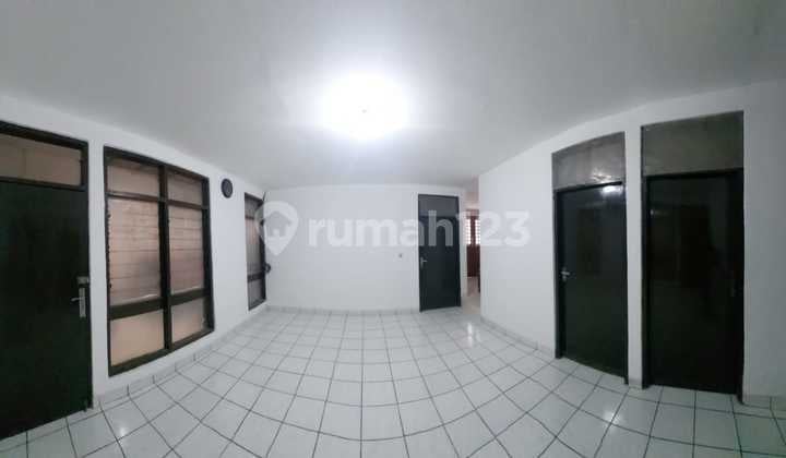 Rumah Baru Lokasi Nyaman Di Komplek Pharmindo