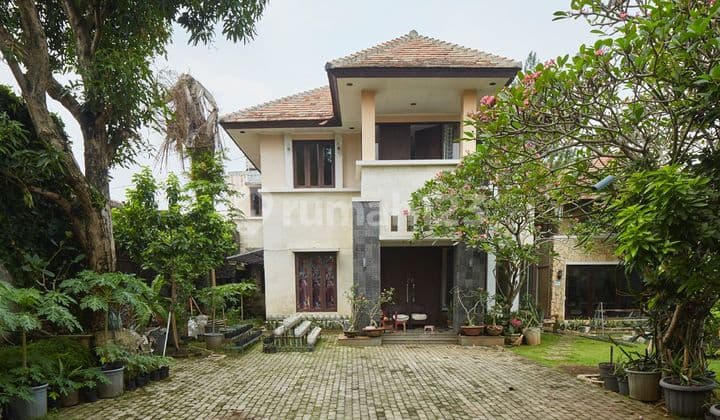 Rumah Luas Dan Asri di Belakang Transstudio Cibubur