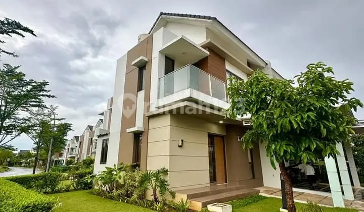 Hoek 2-Story Semi-Furnished House in Olive Cluster, Summarecon Bekasi