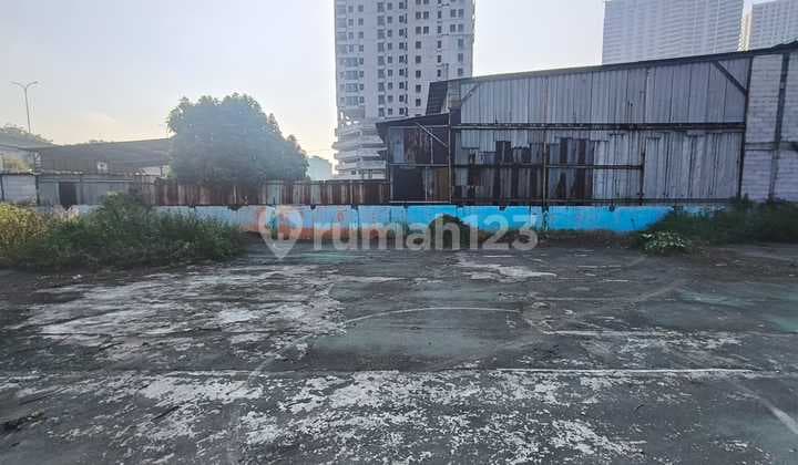 Dijual Tanah Cocok untuk Cafe, Komersil, Lapangan Futsal/Padel di Kota Bekasi