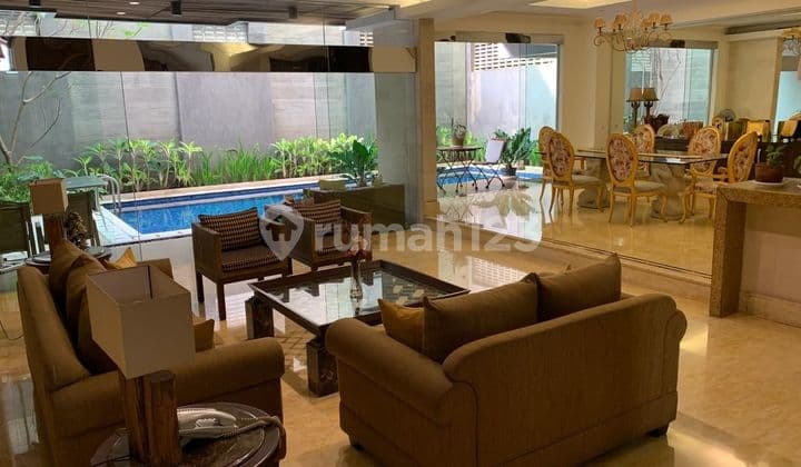 Luxury House with Large Land Very Nice Kebon Jeruk West Jakarta