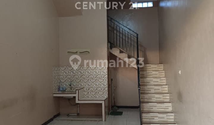 Disewakan Ruko 2 Lantai Lokasi Strategis di Pejuang Bekasi