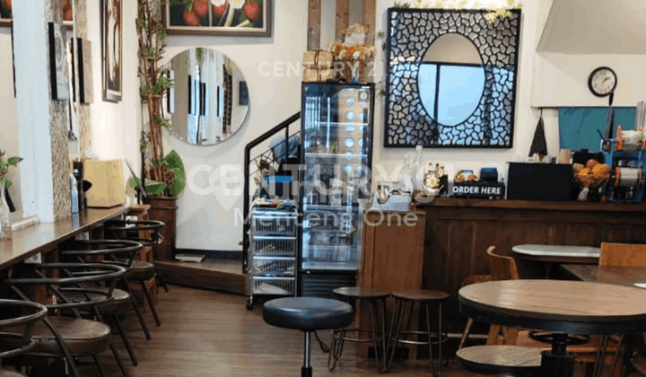 Ruko Strategis di Kawasan Komersial Palmerah