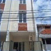 New House Tanjung Duren Two-Car Street