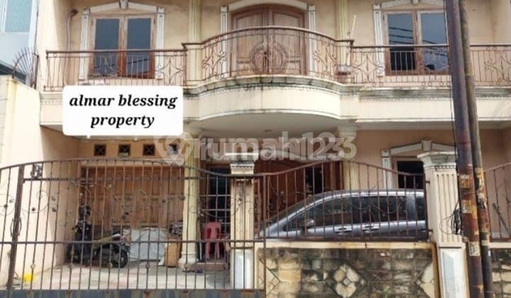 Tanjung Duren Rental House 2 Car Street