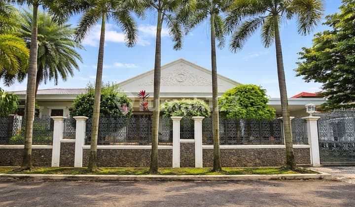 Luxury House for Sale in Pangkalan Jati, Inside a Premium Complex