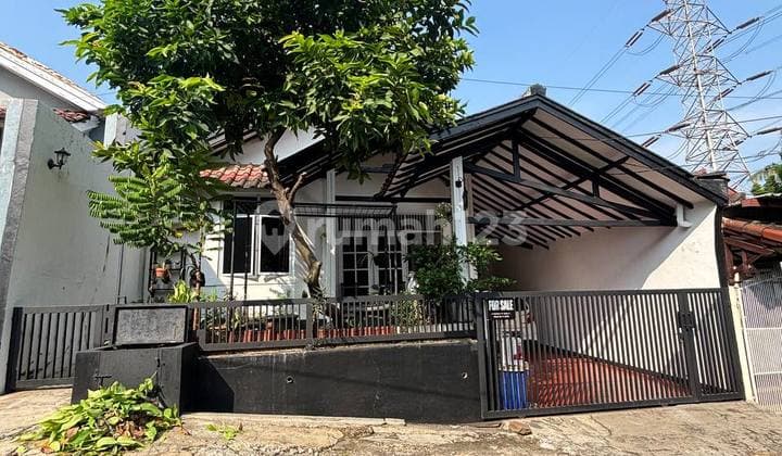 Rumah Dalam Komplek Cinere dekat dengan Pintu Tol Brigif