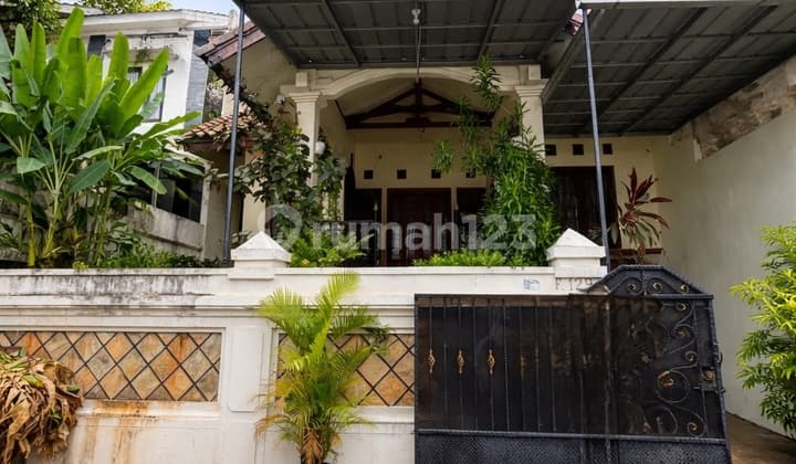 Rumah Dalam Komplek Paling Favorite Cinere