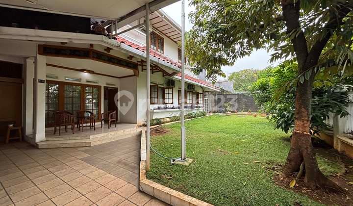 Rumah Homy, Kokoh, dan Luas di Komplek Elite Lebak Bulus — Siap Huni dan Siap Bikin Betah!”