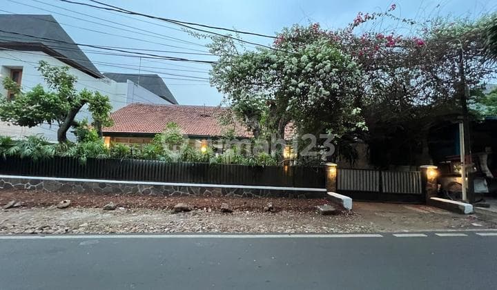 Rumah Hunian, Lokasi Strategis di Daerah Kebayoran, Jakarta Selatan