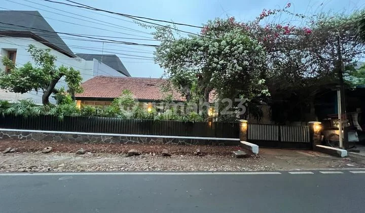Rumah Hunian, Lokasi Strategis di Daerah Kebayoran, Jakarta Selatan