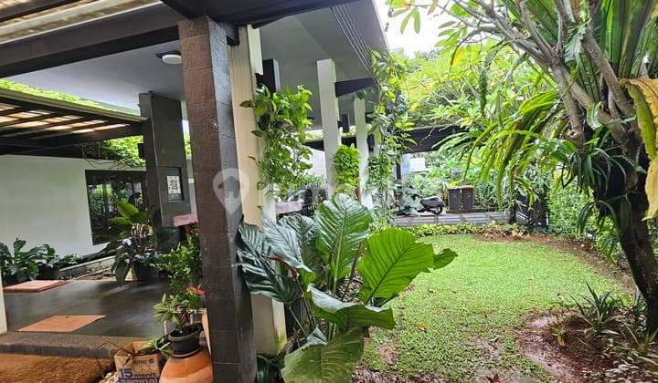 Rumah Cantik di Fatmawati Cocok untuk 3 Keluarga.
