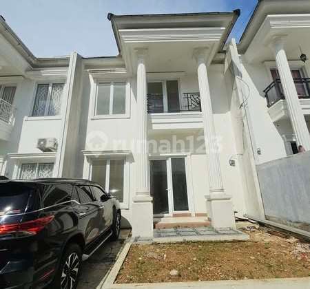"Rumah Termurah di Komplek Elit Sawangan! Dekat Mall The Parc, One Gate System, Harga Gak sampai 900 Jutaan!"