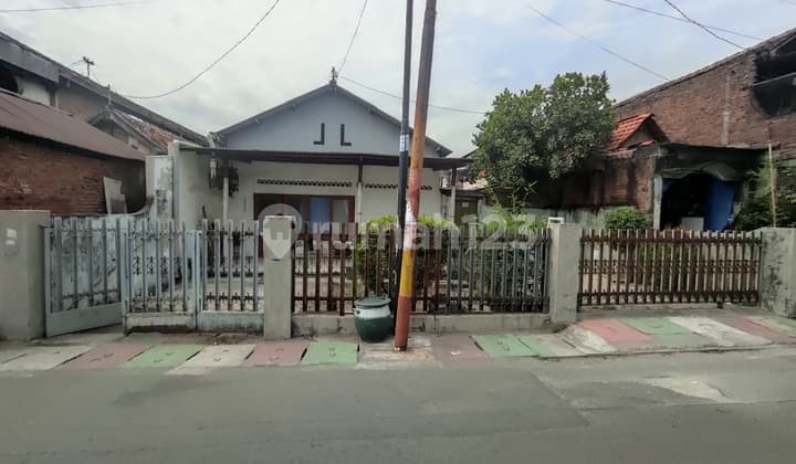 For Sale: Karang Rejo Wonokromo Surabaya House Ron.a3115