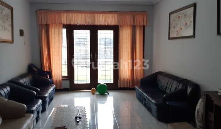 Ruko Komersial 2 Lantai SHM di Jl. Suryakencana Bogor Pusat Kuliner