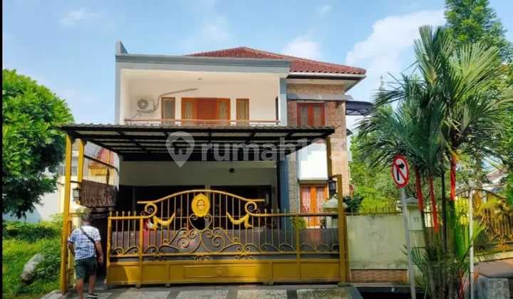 Rumah 2 Lantai Bagus SHM di Jl. Tarumanegara Perumahan Montecarlo Pakuan Tajur