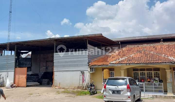 Gudang Komersil SHM di Jl. Perempatan Kayu Manis Bogor Dekat Pintu Tol