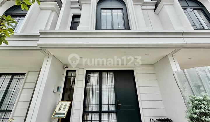 Rumah 2 Lantai di Jakarta, Hanya 10 Menit Dari Exit Tol