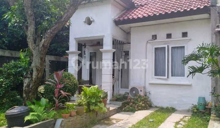 Rumah Asri di Bukit Nirvana Limo