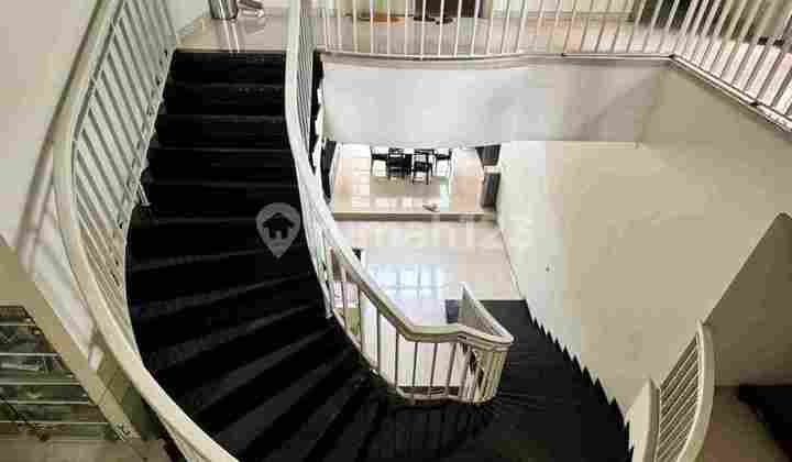 Villa Bukit Indah near Pakuwon Mall