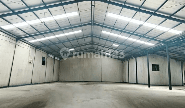 Gudang Tambak Sawah Industri Waru Sidoarjo