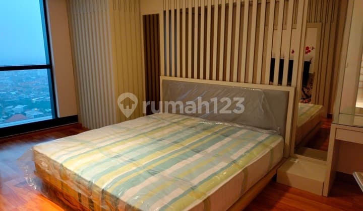 Apartemen The Peak Tunjungan Plaza