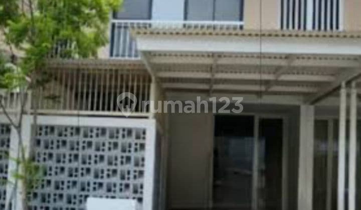 Oakwood Royal Residence Wiyung near Pakuwon Mall