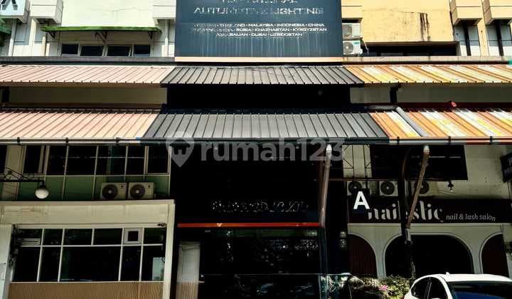 Ruko Loop Plaza Graha Famili