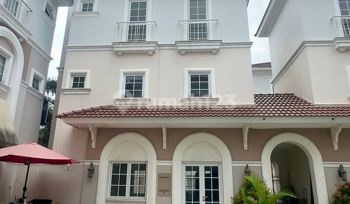 Dijual Rumah Alesha Vanya Park, BSD, Tangerang