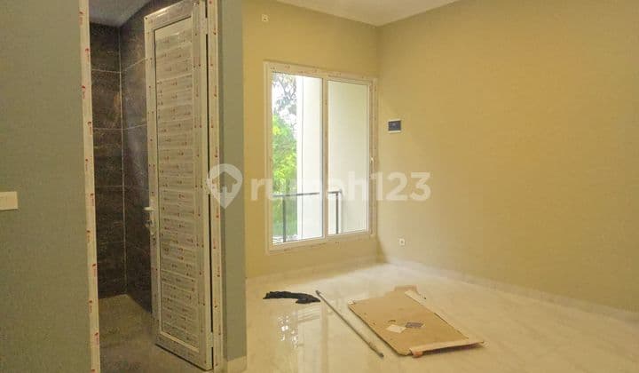 Sewa Rumah Cantik Siap Huni Lokasi Strategis di Villa Melati Mas, Tangerang