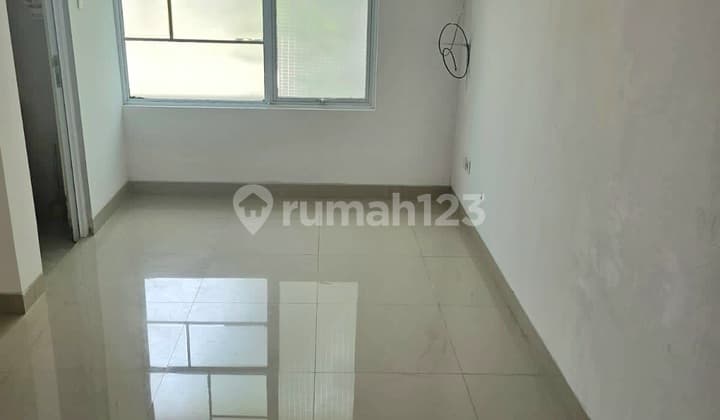 Rumah 2 Lantai di Malibu Village Gading Serpong, Tangerang