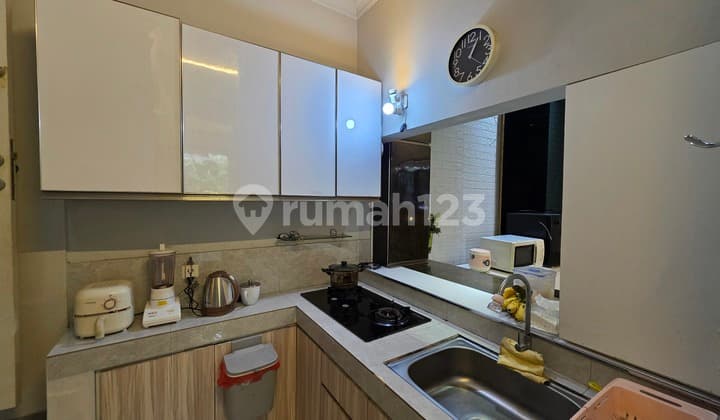 Dijual Cepat Rumah Siap Huni Semi Furnished di Malibu Village Gading Serpong, Tangerang