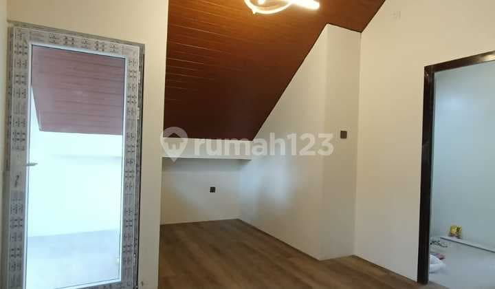 Dijual Cepat Rumah 3 Lantai di Cluster Welford Greenwich Bsd, Tangerang