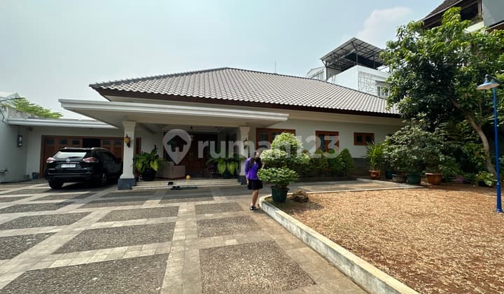 Dijual Rumah 2 Lantai Siap Huni Full Furnished Gandaria Jakarta